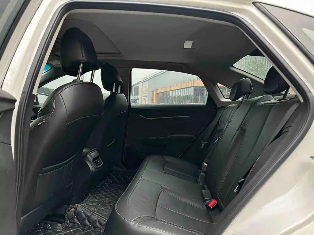 Buick Excelle — миниатюра 7