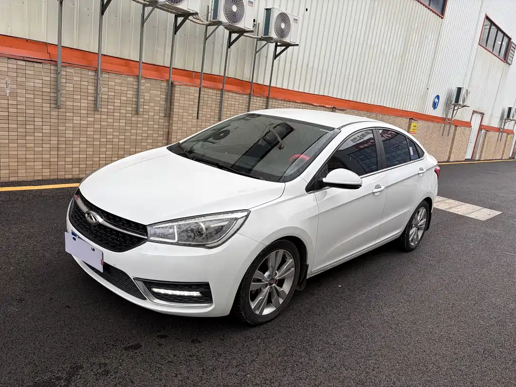 Chery Arrizo 5