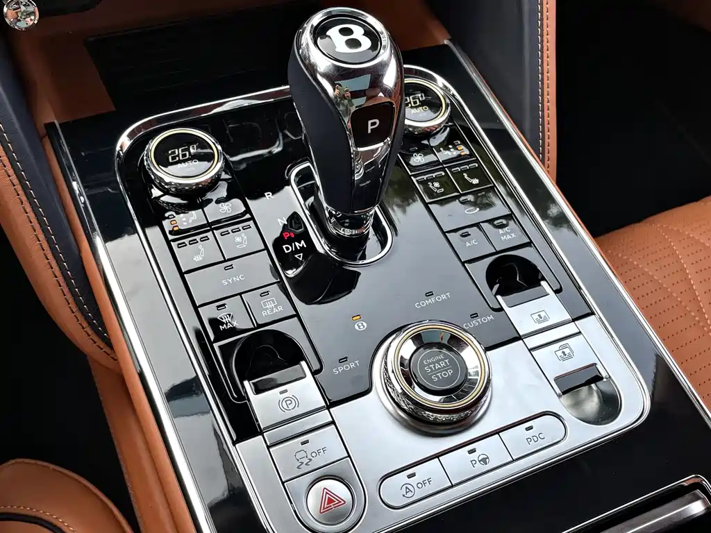 Bentley Flying Spur — миниатюра 14