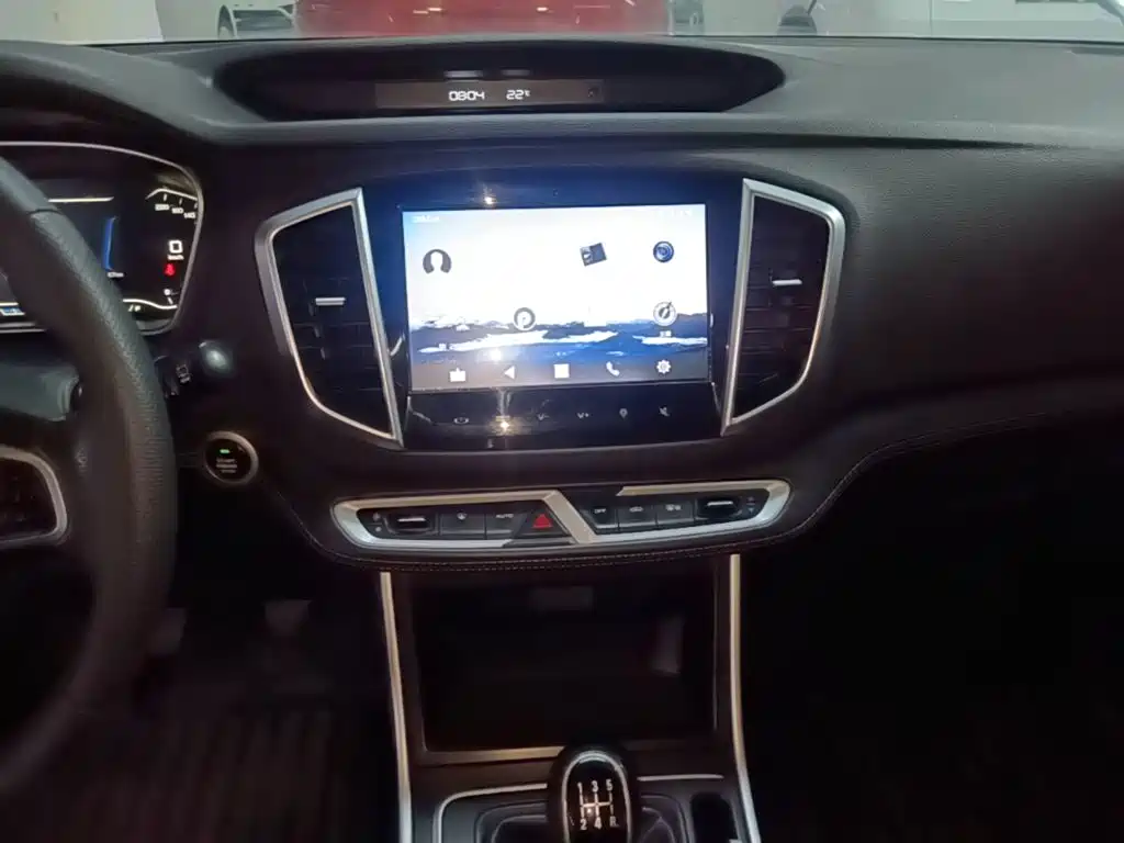 Geely Vision X6 — миниатюра 13