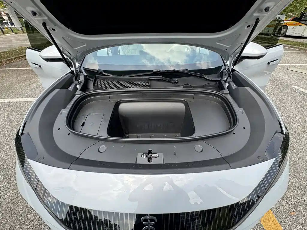 BYD L EV — миниатюра 22