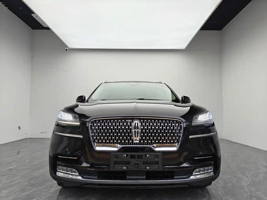 Lincoln Aviator — миниатюра 2