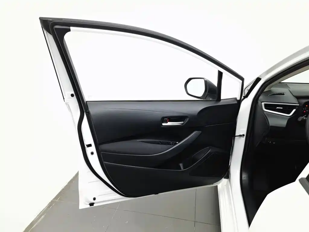 Toyota Corolla — миниатюра 8