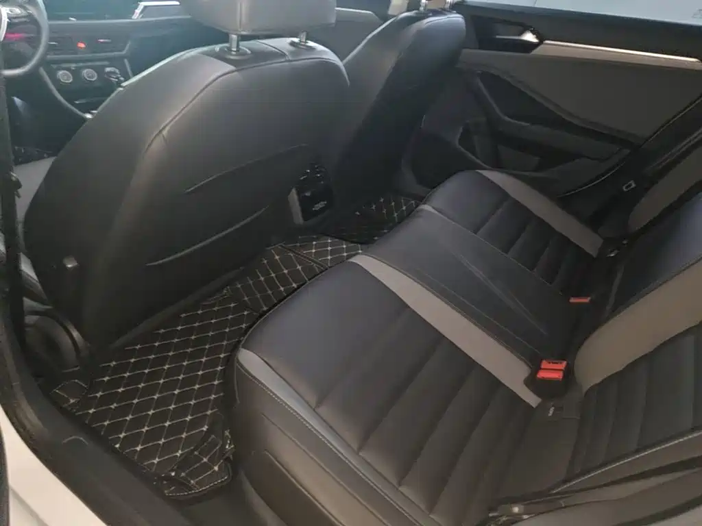 Volkswagen Sagitar — миниатюра 17