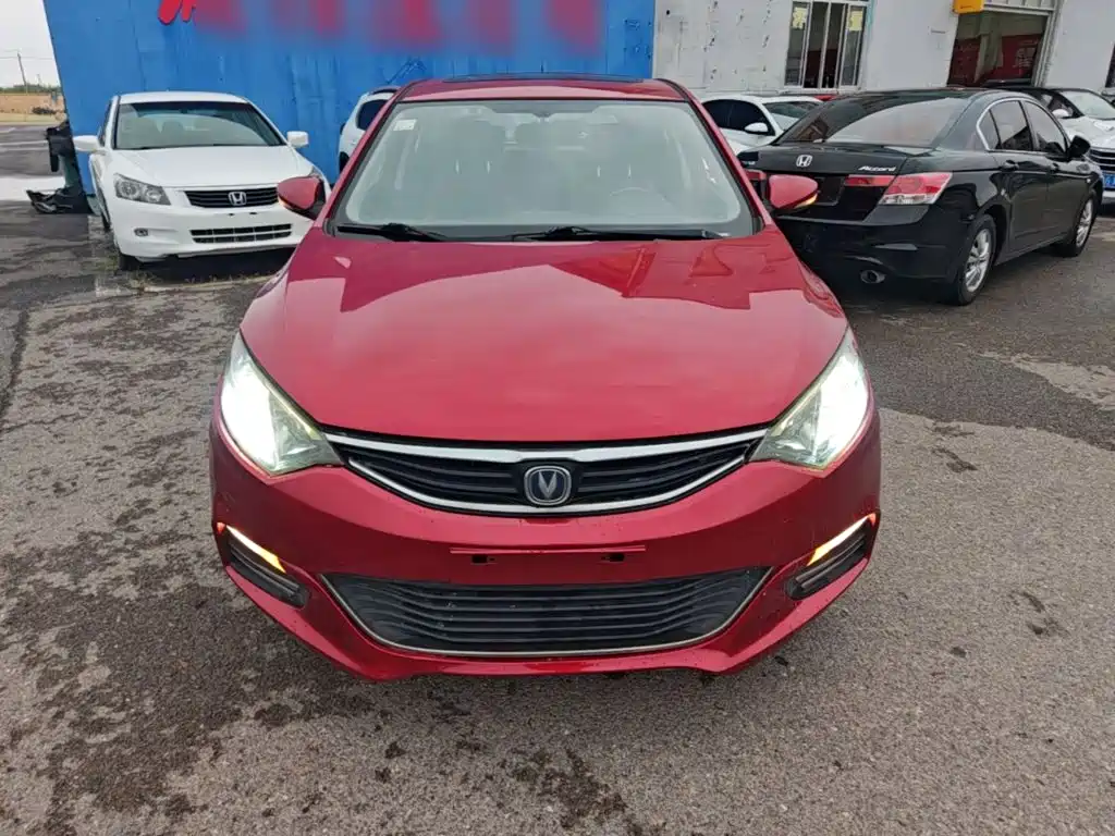 Changan Eado XT — миниатюра 3