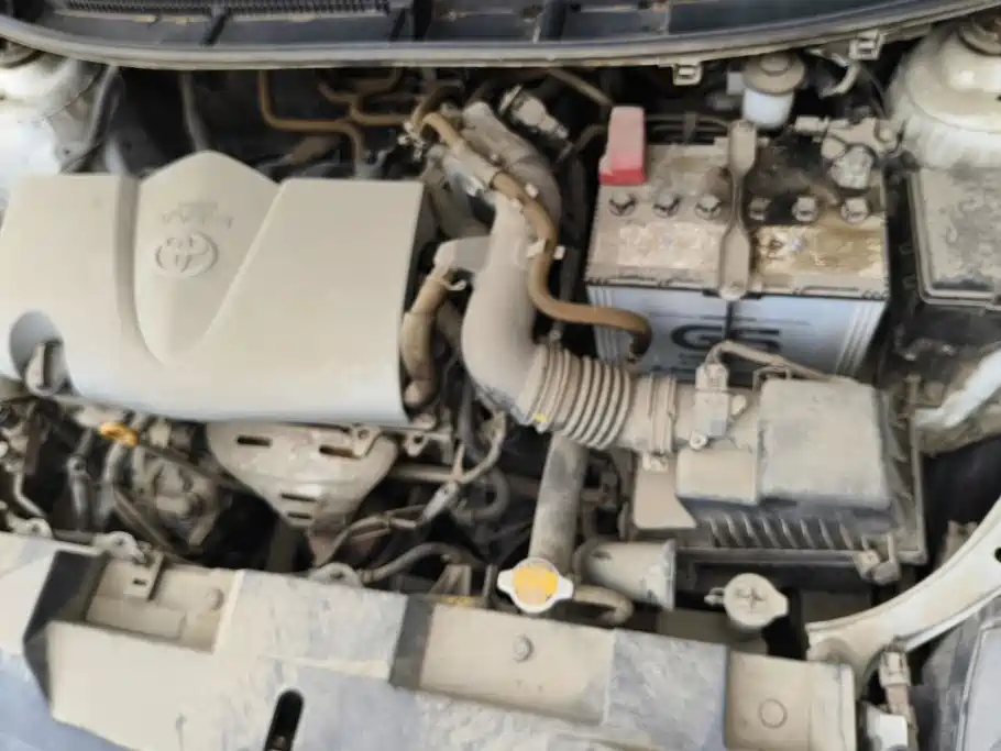 Toyota Yaris L — миниатюра 9