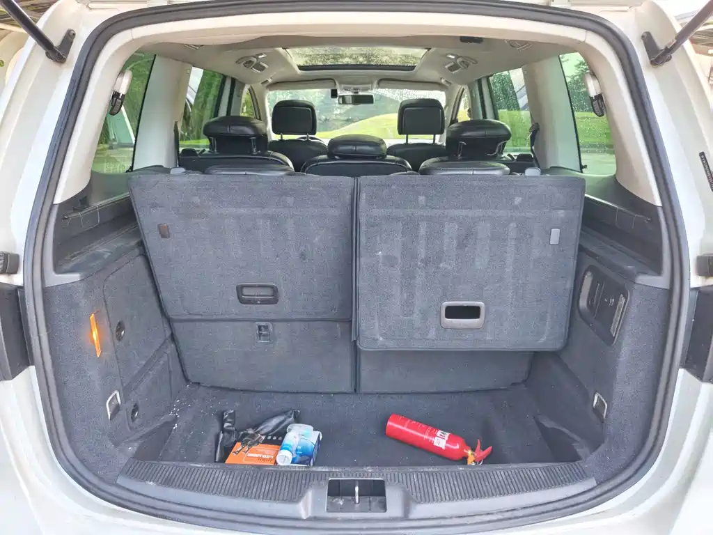 Volkswagen Sharan — миниатюра 22