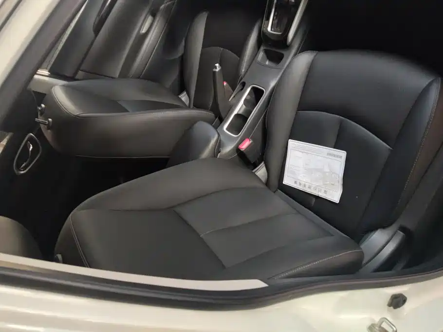 Nissan Sylphy — миниатюра 8