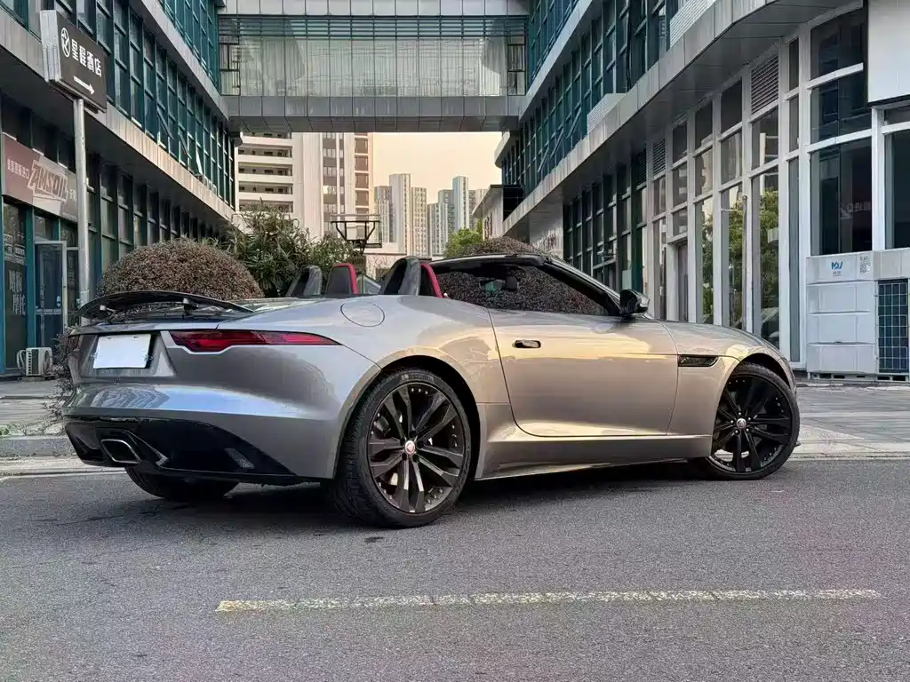 Jaguar F-TYPE — миниатюра 9