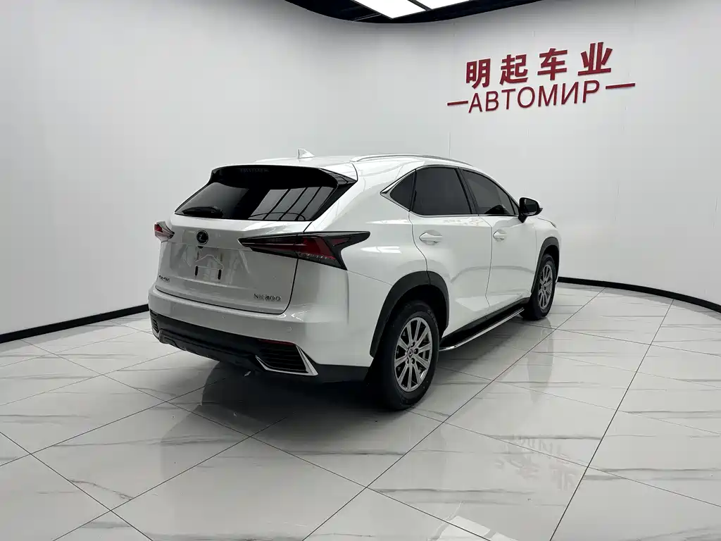 Lexus NX 2020 200 VI