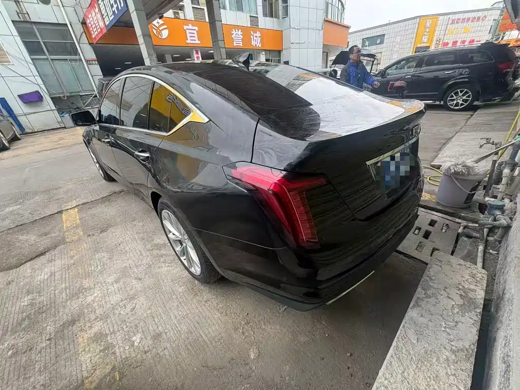 CADILLAC CT5