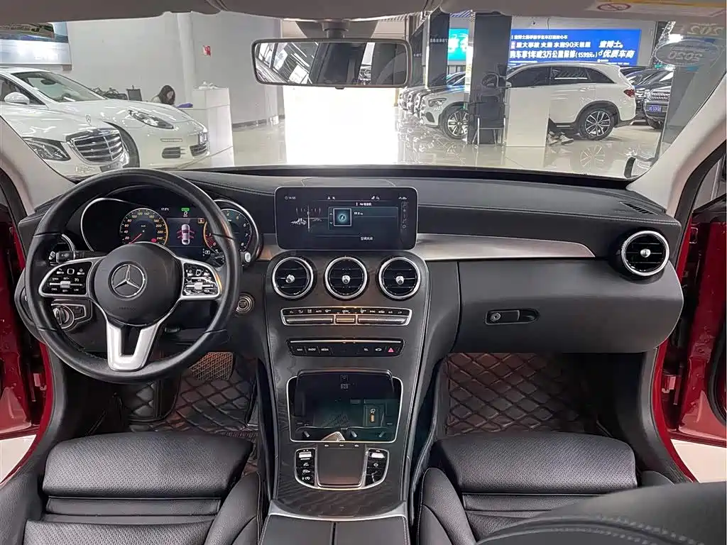 Mercedes-Benz C-Class — миниатюра 10