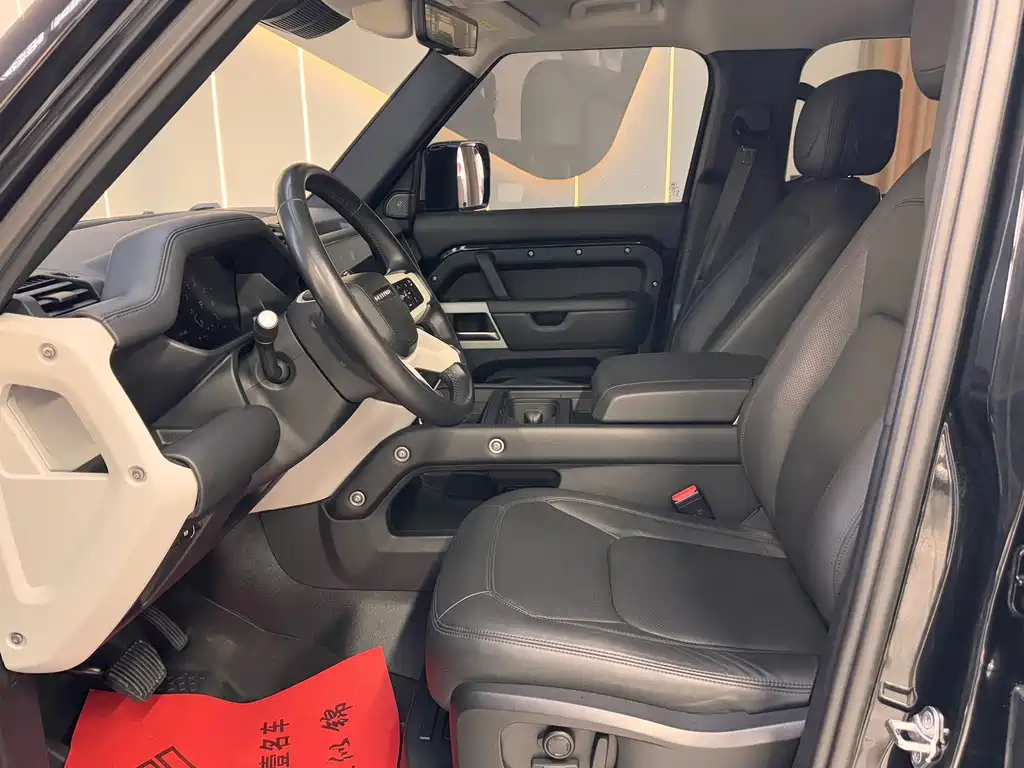 Land Rover Defender — миниатюра 21