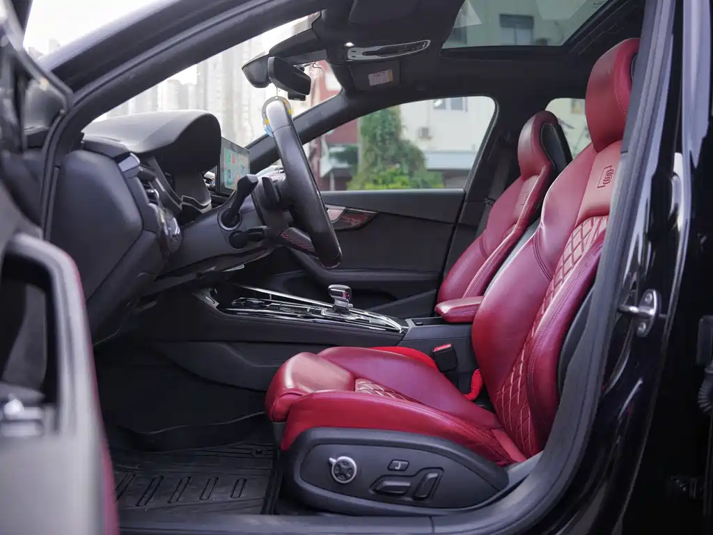 Audi S4 — миниатюра 12