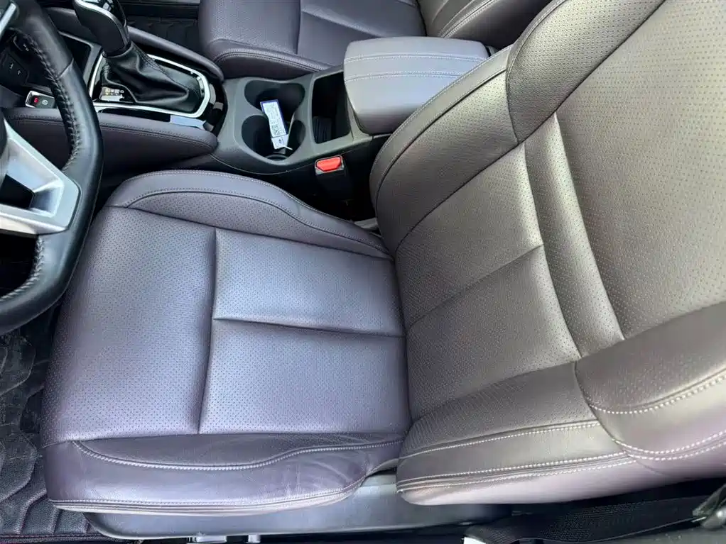 Nissan Qashqai 2022 2.0L CVT XV Prem
