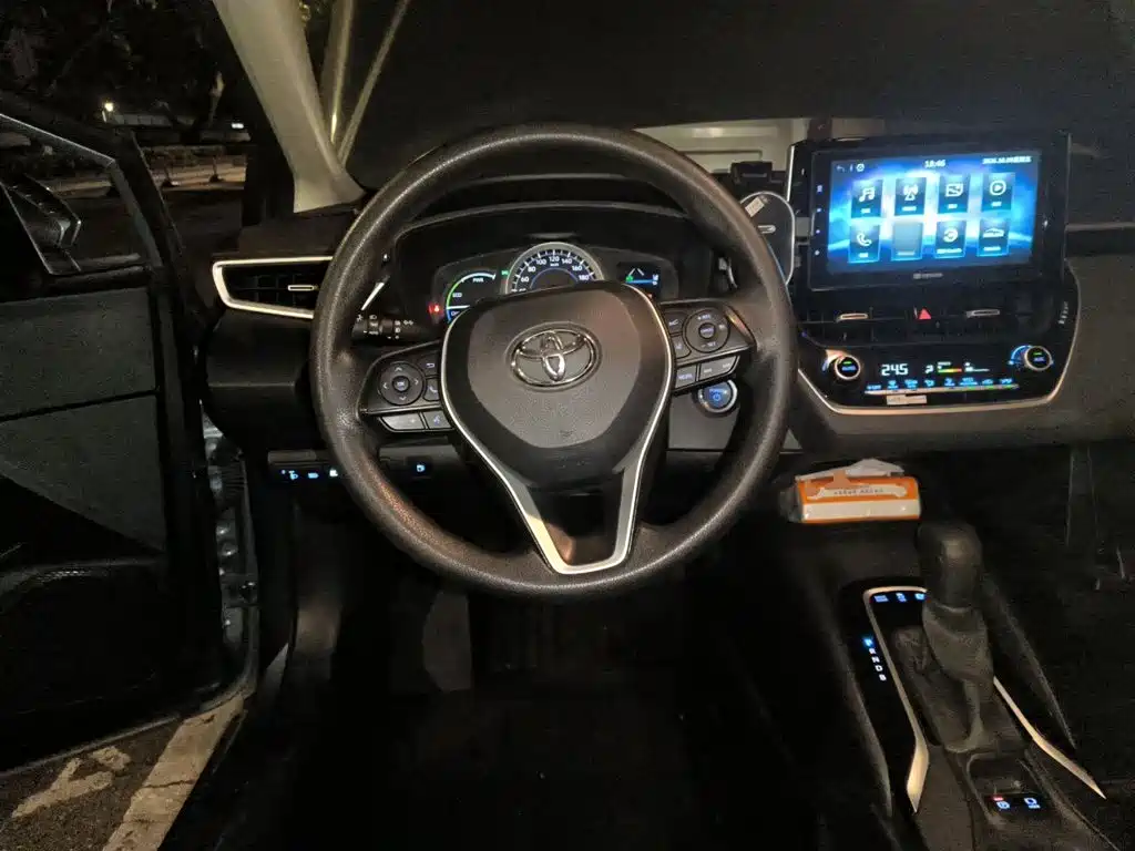 Toyota Corolla — миниатюра 6