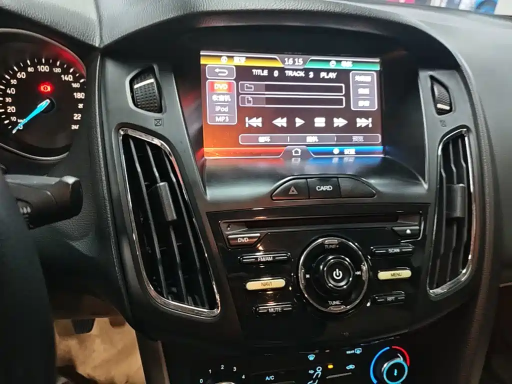 Ford Focus — миниатюра 13