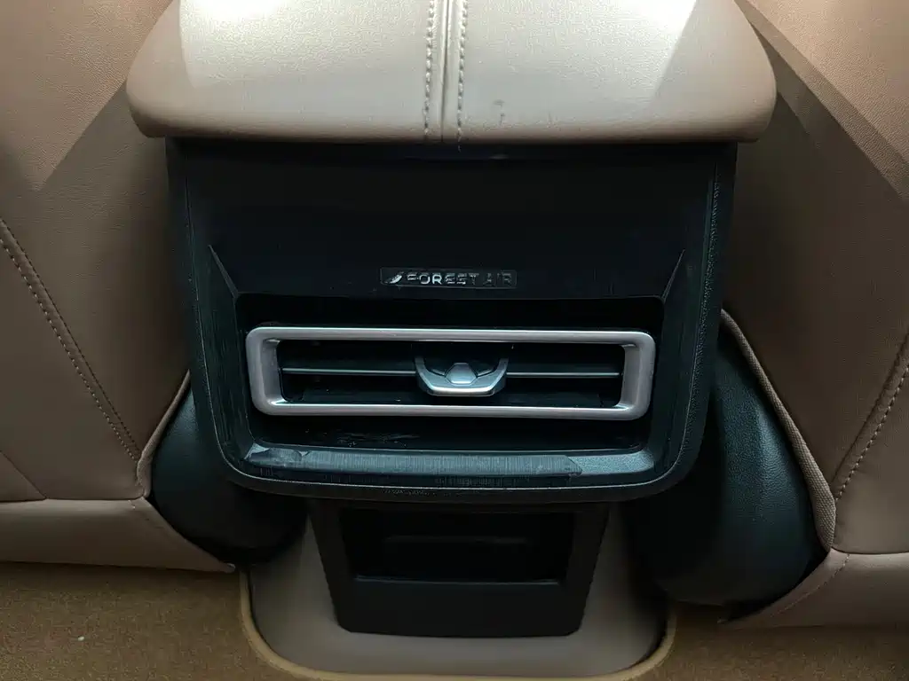 Changan UNI-Z New Energy — миниатюра 11