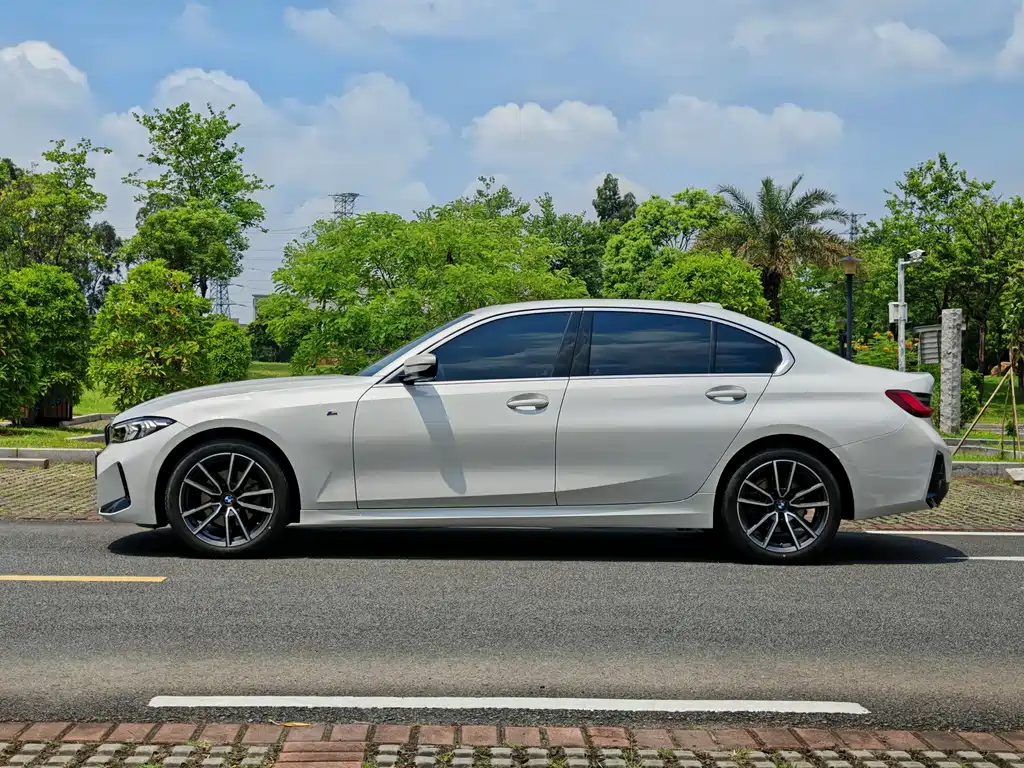 BMW 3 Series — миниатюра 10