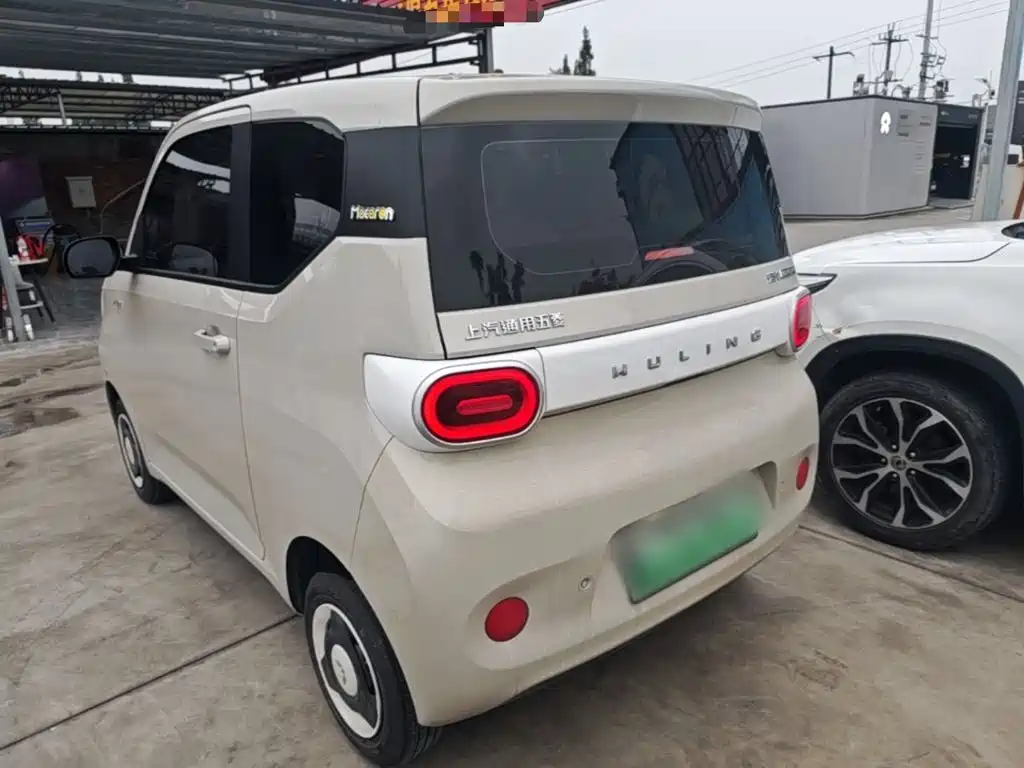 Wuling MINIEV — миниатюра 5