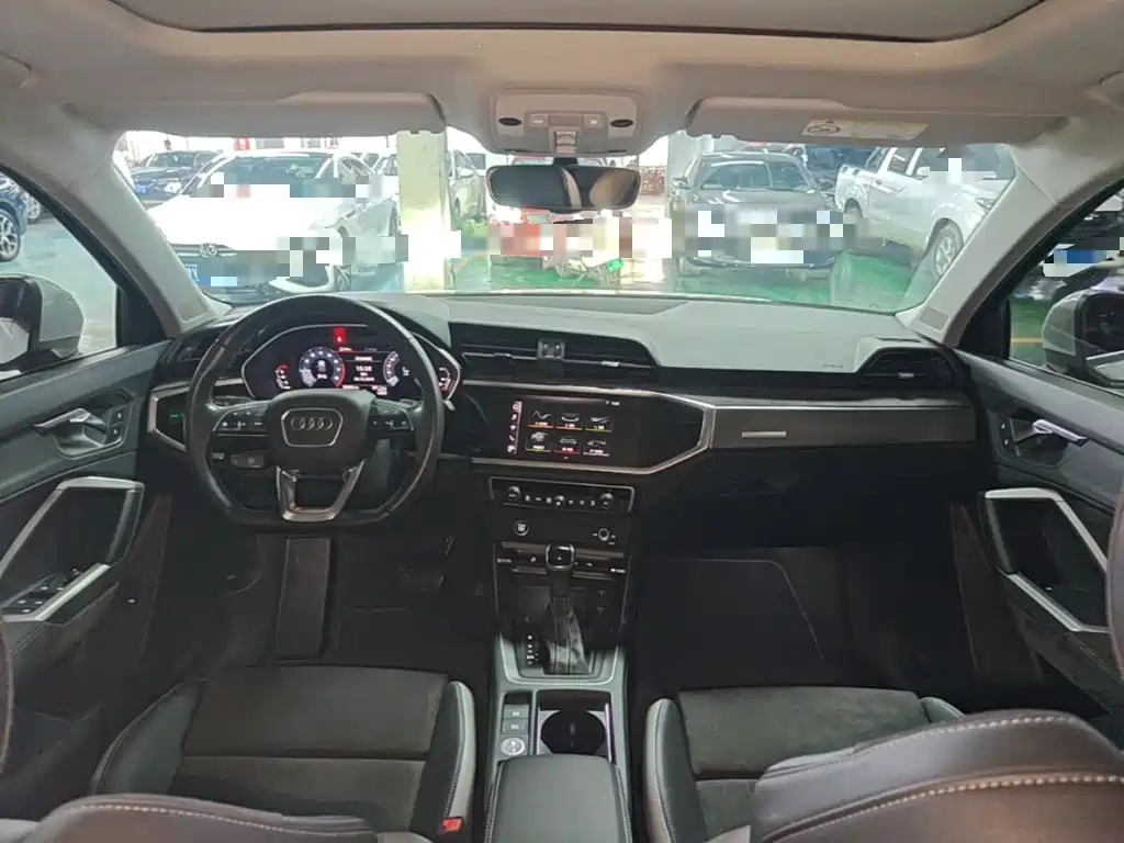 Audi Q3 — миниатюра 10