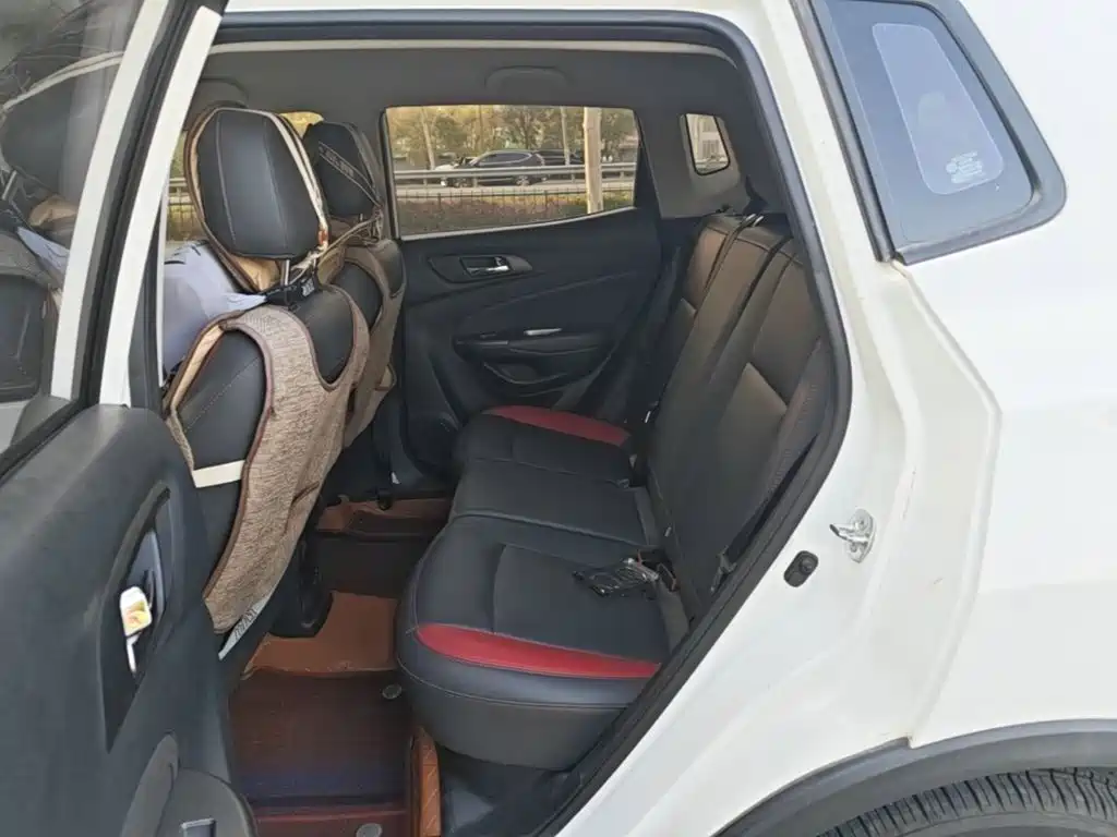 Changan CS15 — миниатюра 17