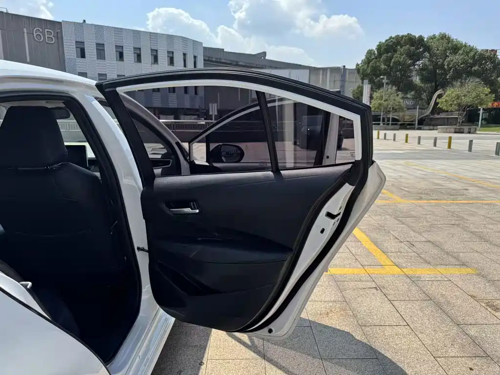 Toyota Corolla — миниатюра 19