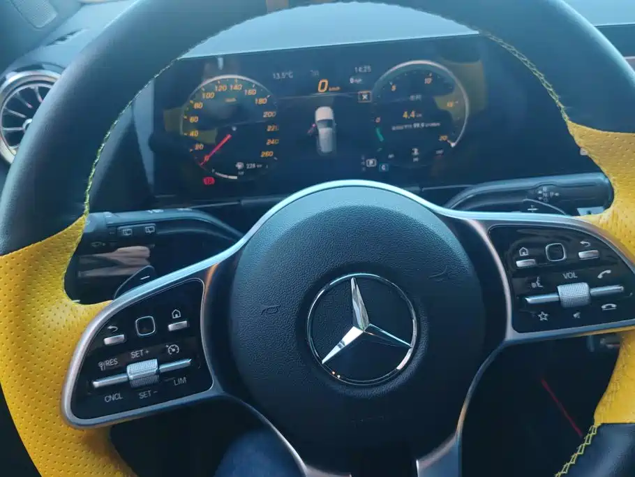 Mercedes-Benz B-Class — миниатюра 15