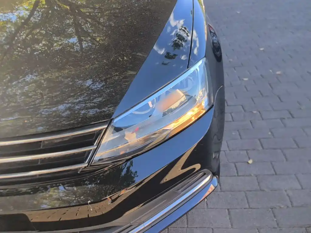 Volkswagen Sagitar — миниатюра 24