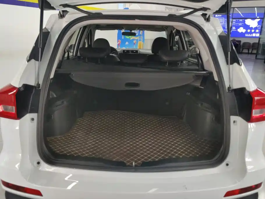 Haval M6 — миниатюра 4