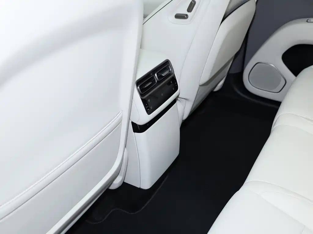 Li Auto Li i6 — миниатюра 20