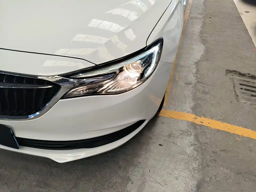 Buick Excelle — миниатюра 24
