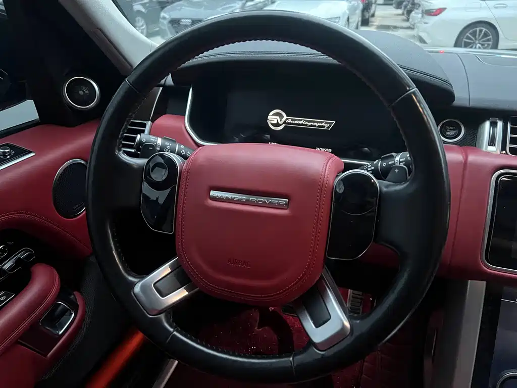 Land Rover Range Rover — миниатюра 31