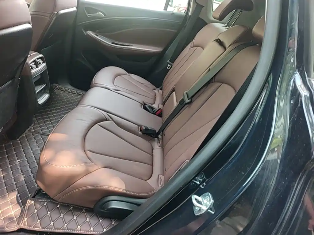 Buick Envision Plus — миниатюра 15