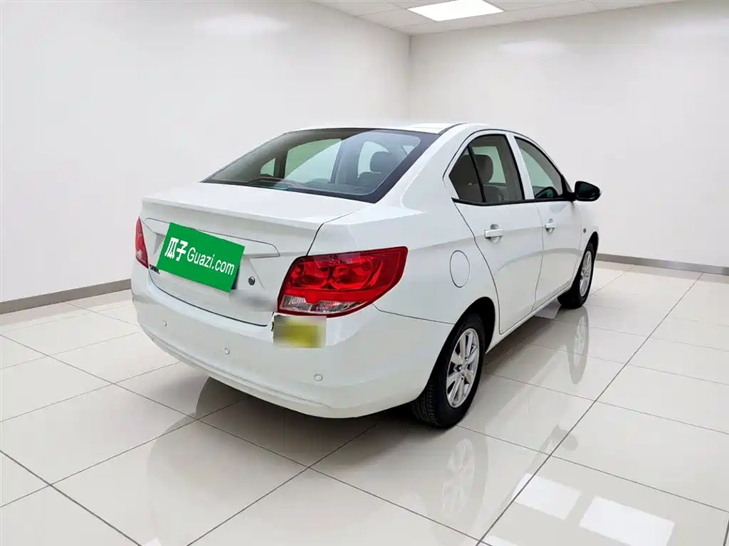 Chevrolet Sail 2018 3 1.3L MT Comfort