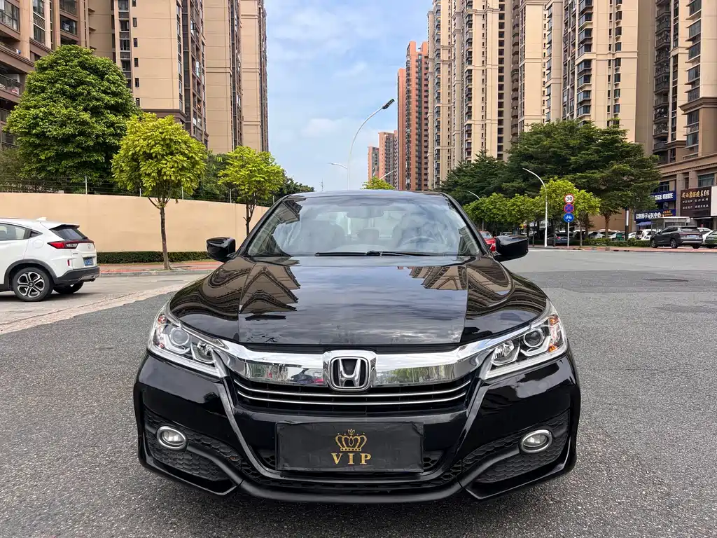 Honda Accord — миниатюра 2