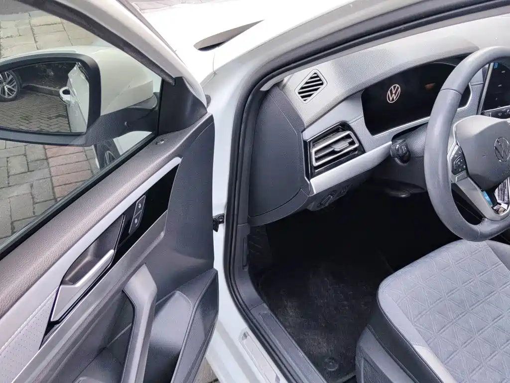 Volkswagen Lavida — миниатюра 14