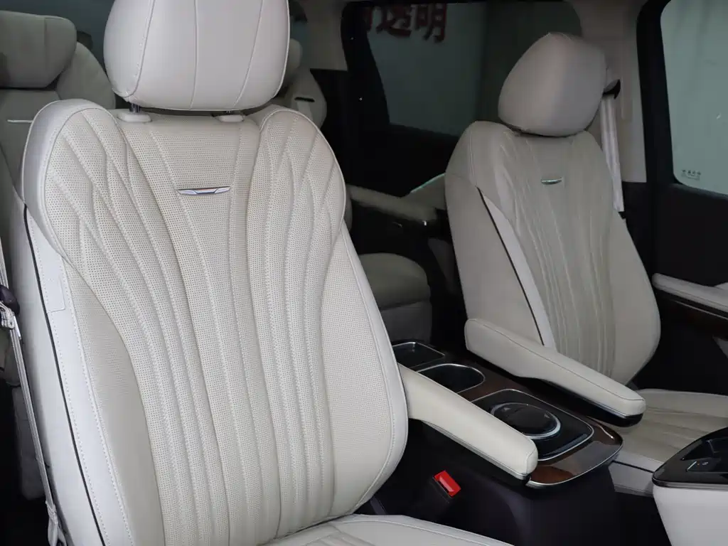 Hongqi Hongqi HQ9 — миниатюра 10