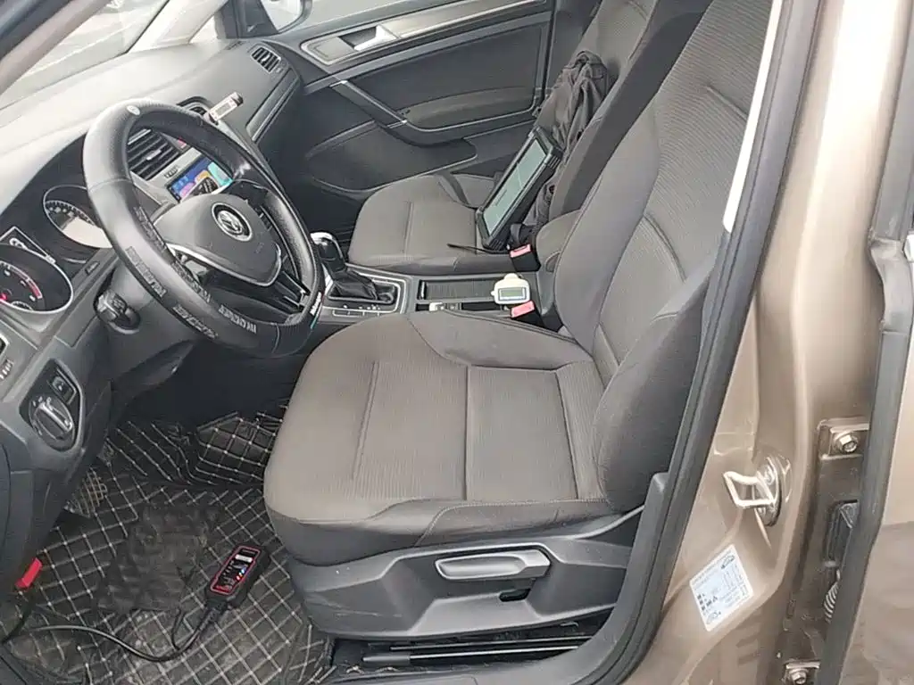 Volkswagen Golf — миниатюра 15