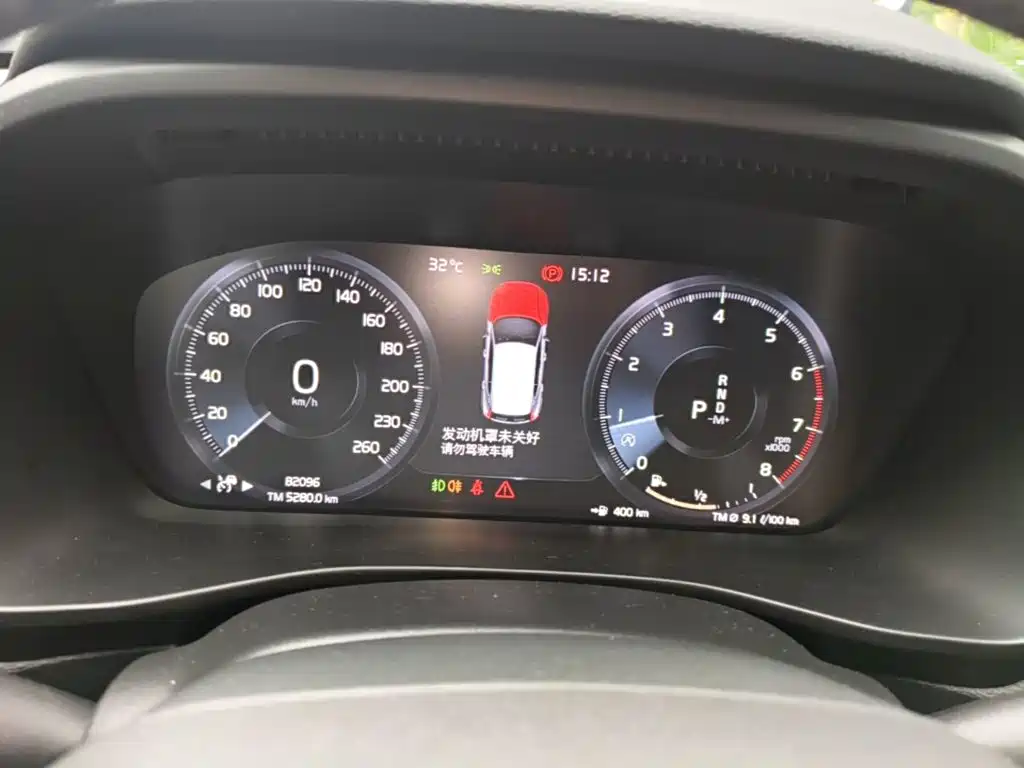 Volvo XC40 — миниатюра 12