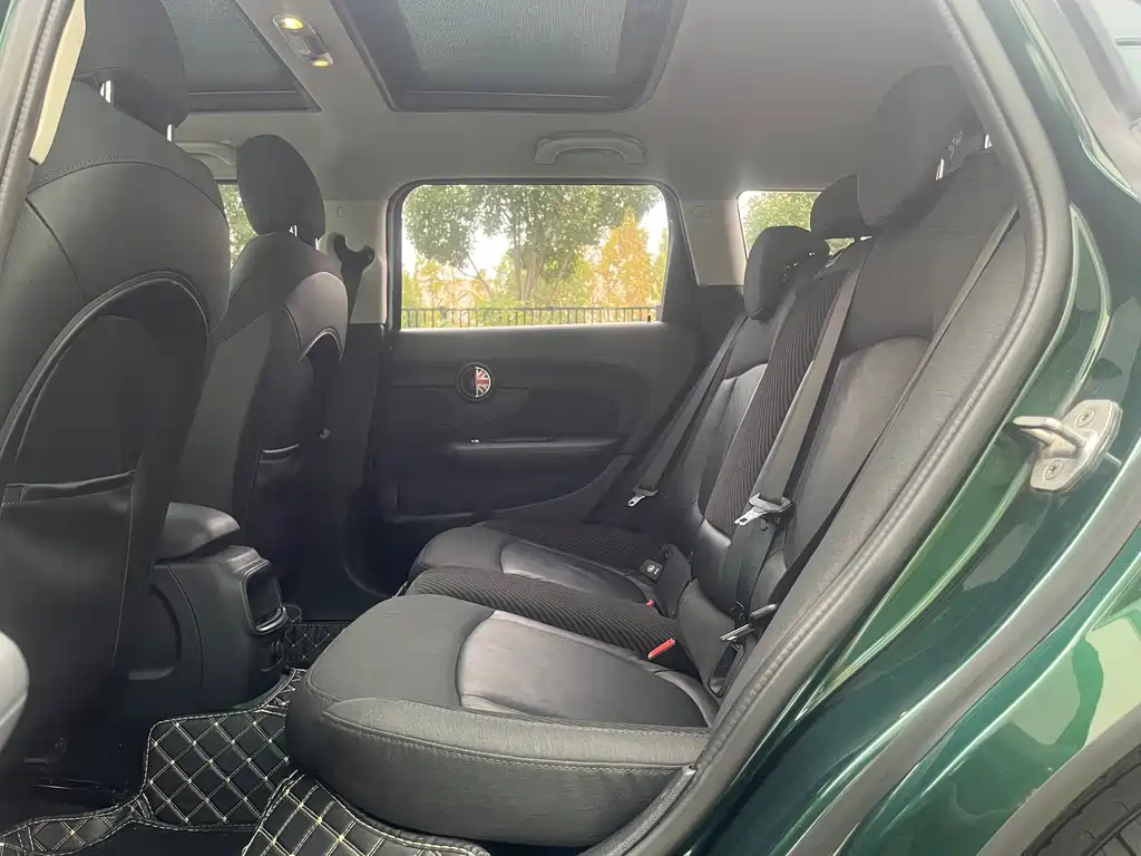 MINI Mini Clubman — миниатюра 16