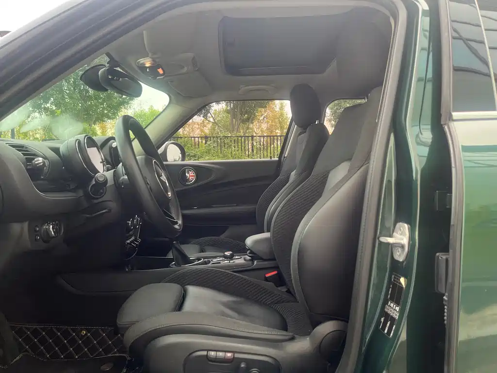 MINI Mini Clubman — миниатюра 8