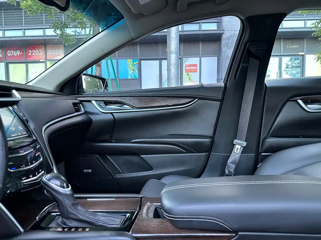 Cadillac XTS — миниатюра 20