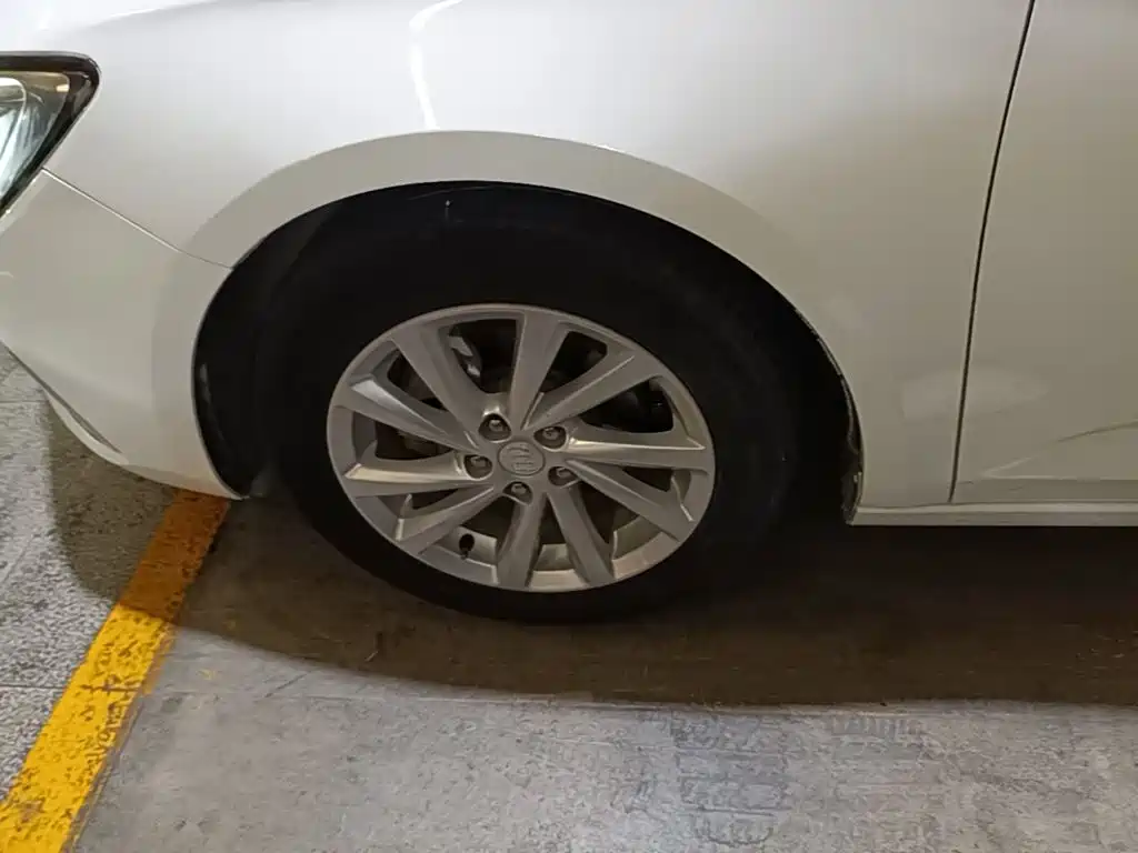 Buick Verano — миниатюра 23