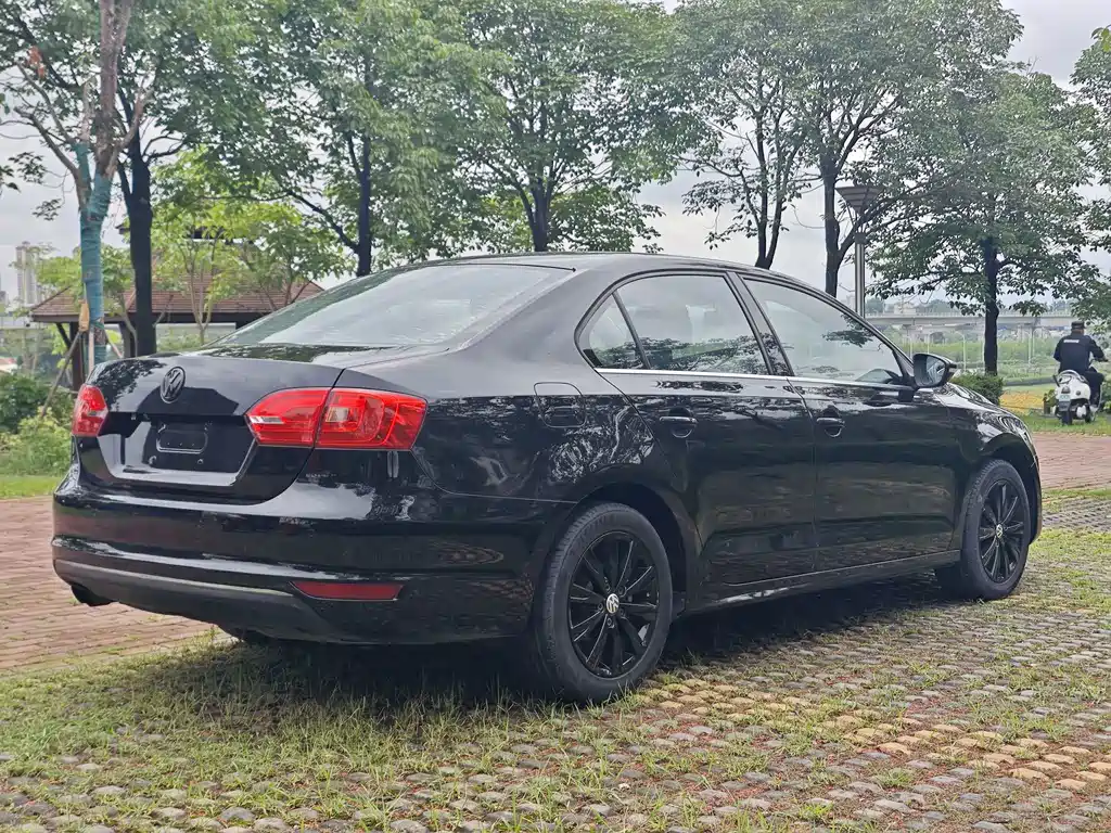 Volkswagen Sagitar — миниатюра 7