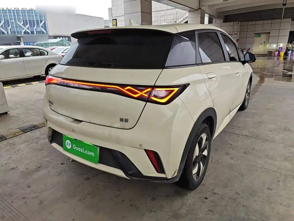 BYD Dolphin — миниатюра 7
