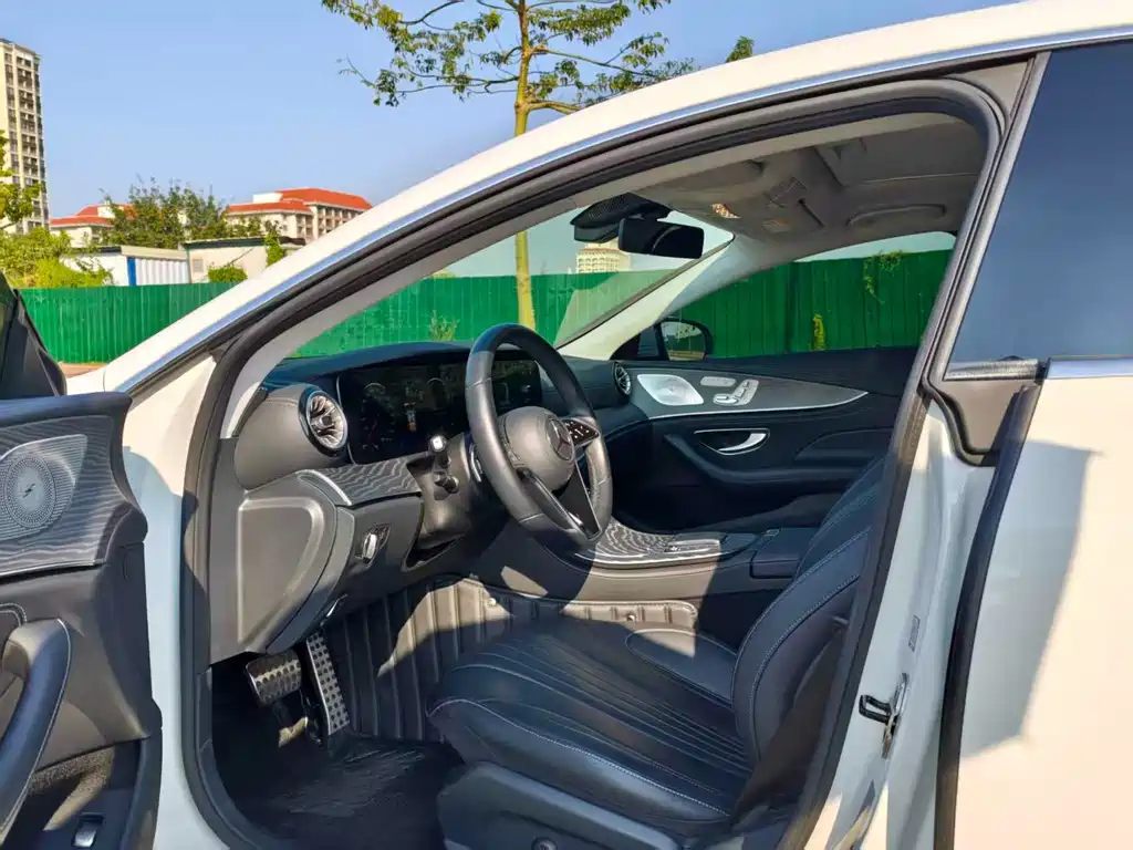 Mercedes-Benz CLS — миниатюра 7