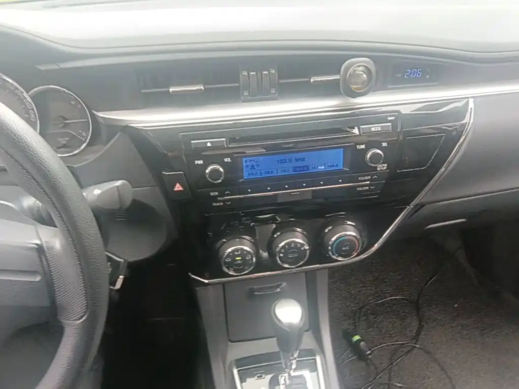 Toyota Corolla — миниатюра 18