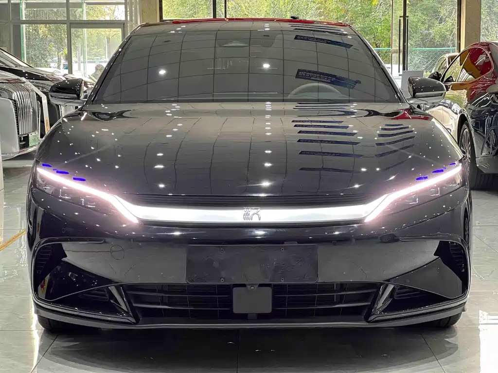 BYD Han — миниатюра 2