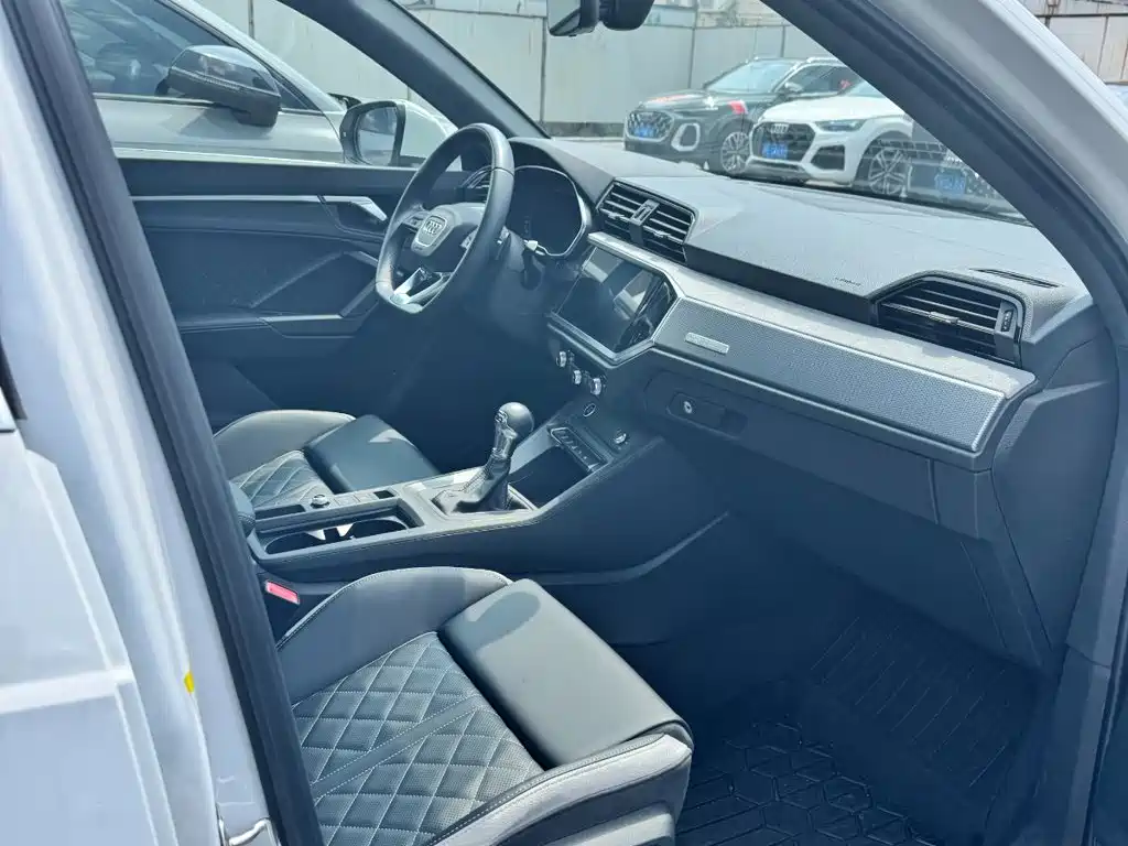 Audi Q3 — миниатюра 9